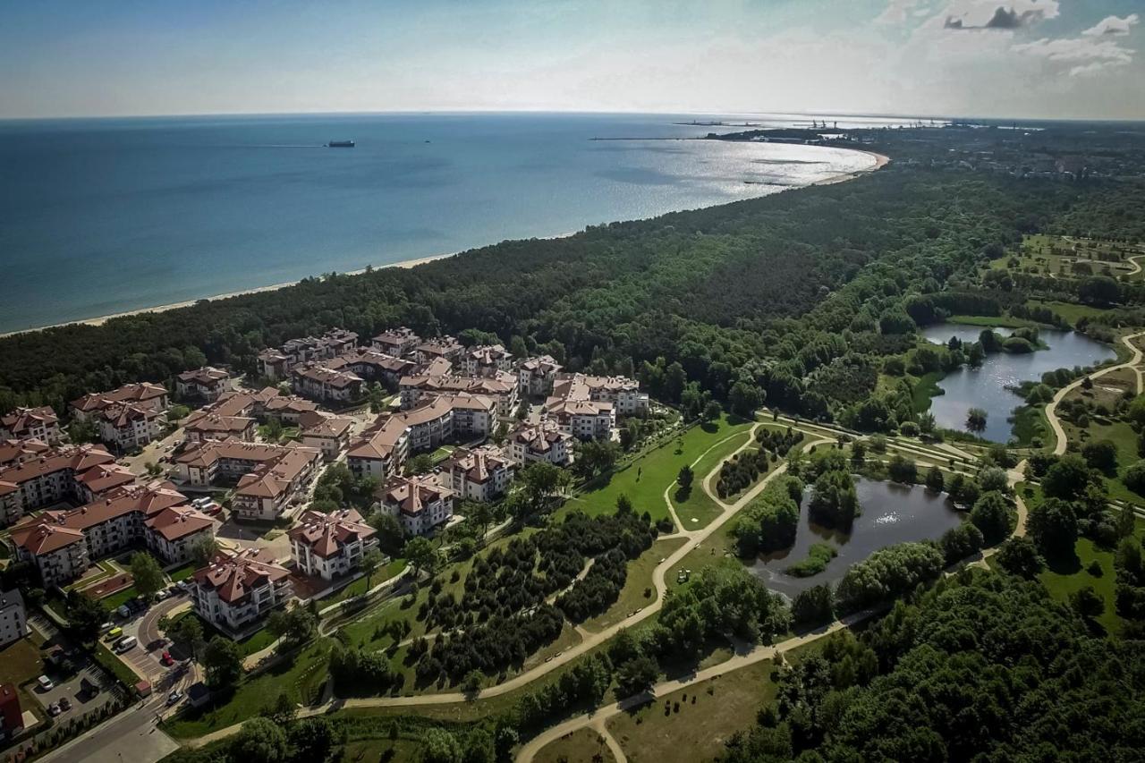 - Neptun Park By Oneapartments *